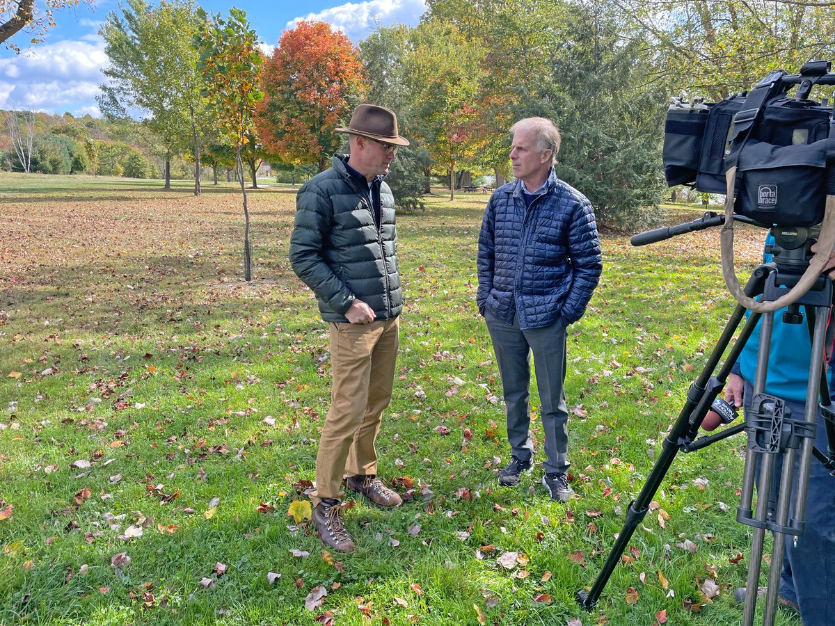 DCNRnews's tweet photo. DCNR #PaStateParks Director John Hallas and State Forester Seth Cassell visited #KeystoneStatePark in @WestmdCountyPA to celebrate the park’s selection as USA Today’s @10Best Readers’ Choice Awards top fall foliage destination in the U.S. ➡️ https://t.co/e32YXBDgPN #PaFallFoliage https://t.co/4u3V06MFPX