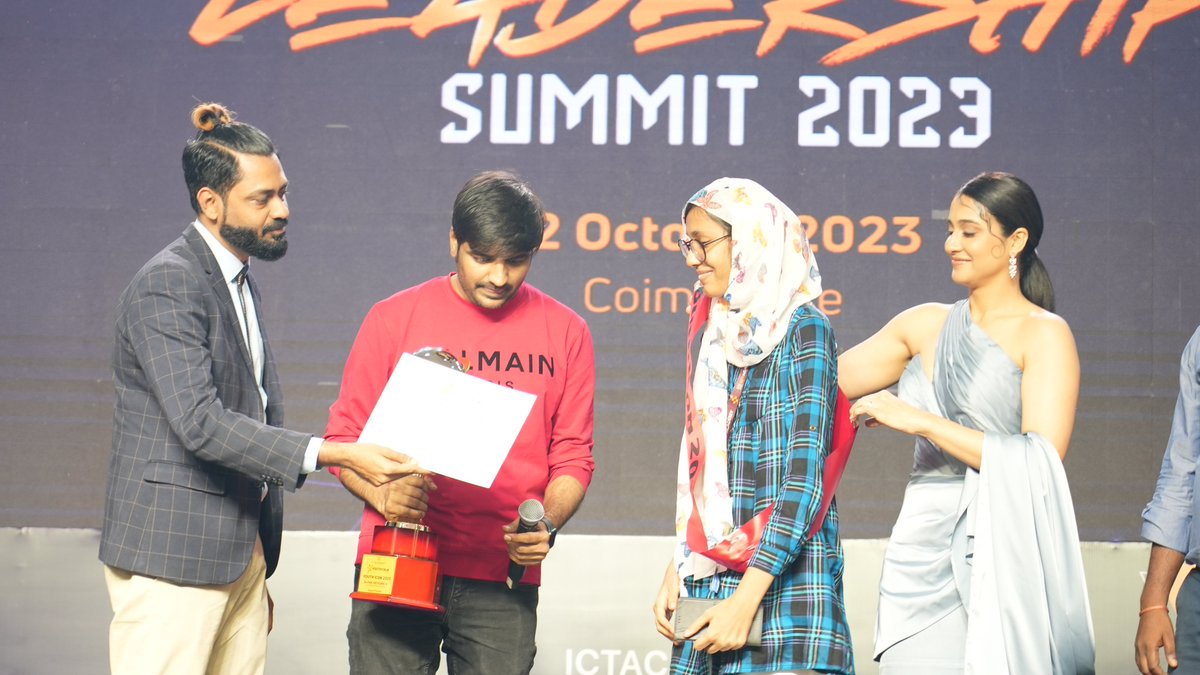 ictacademyindia's tweet photo. ICT Academy Youth Talk 2023 Grand Finale!

Alyna Fathima N, Sona College of Arts &amp; Science, Salem is the Winner and ICT Academy Youth Icon 2023.

ICT Academy congratulates Alyna and wishes her success in her future endeavours.

#YouthTalk2023 #YLS23 @ReginaCassandra @actorsathish https://t.co/JQcTCUIAdn