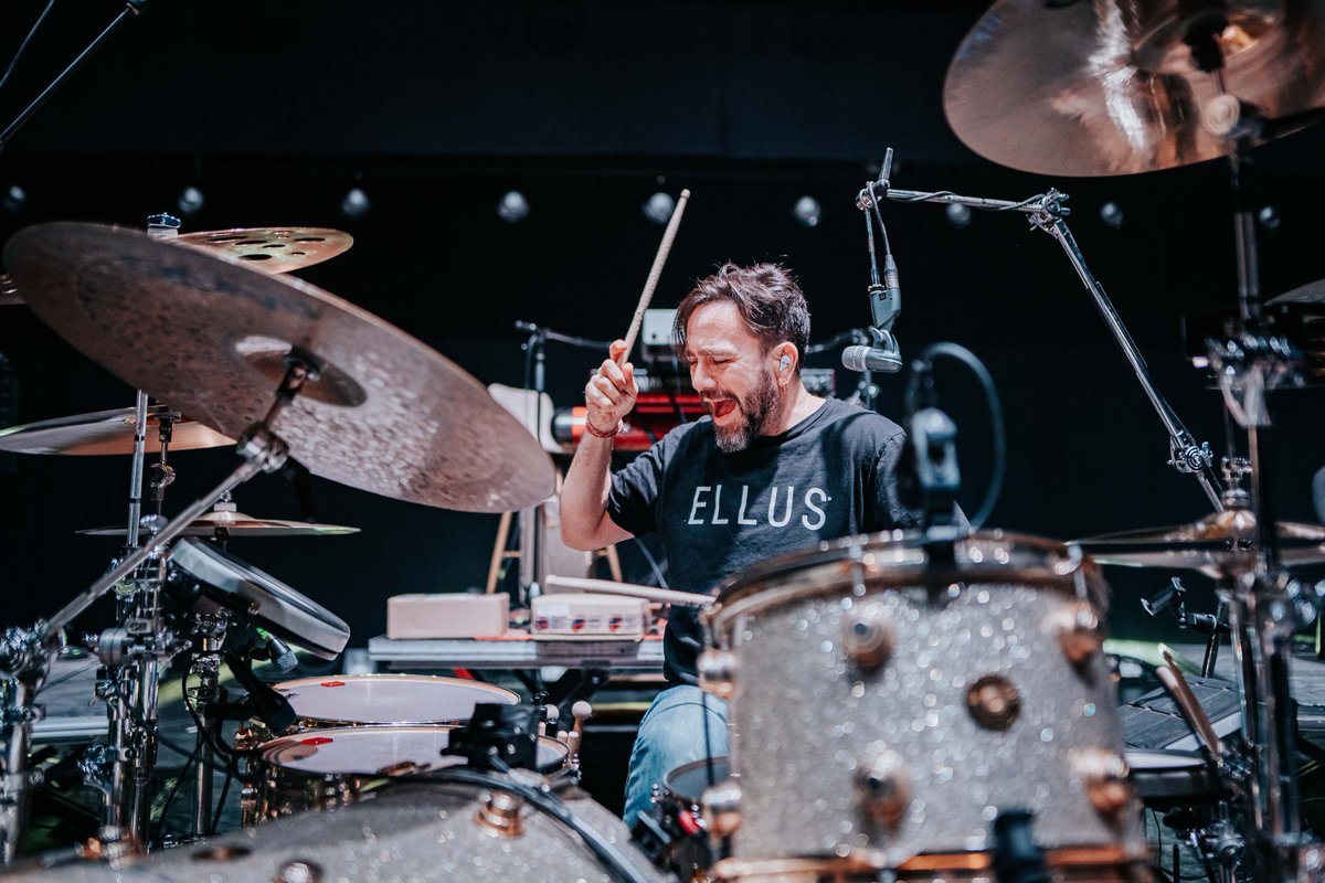 PaisteNation's tweet photo. Paiste Artist Cote Foncea is on tour with Lucybell as we speak. 🤘
#paistecymbals #paiste #lucybell #cotefoncea @lucybelloficial https://t.co/UtPyTLDqg1