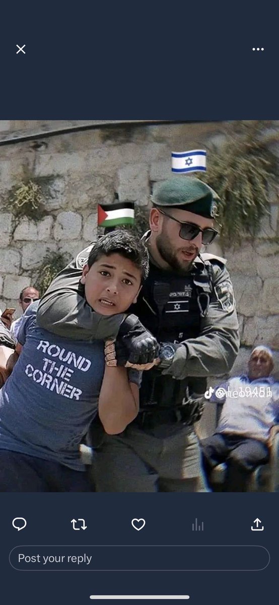LittleMoon04's tweet photo. The difference between hammas and Israel..
#IndiaWithPalestine https://t.co/ZxH1oTlZhK