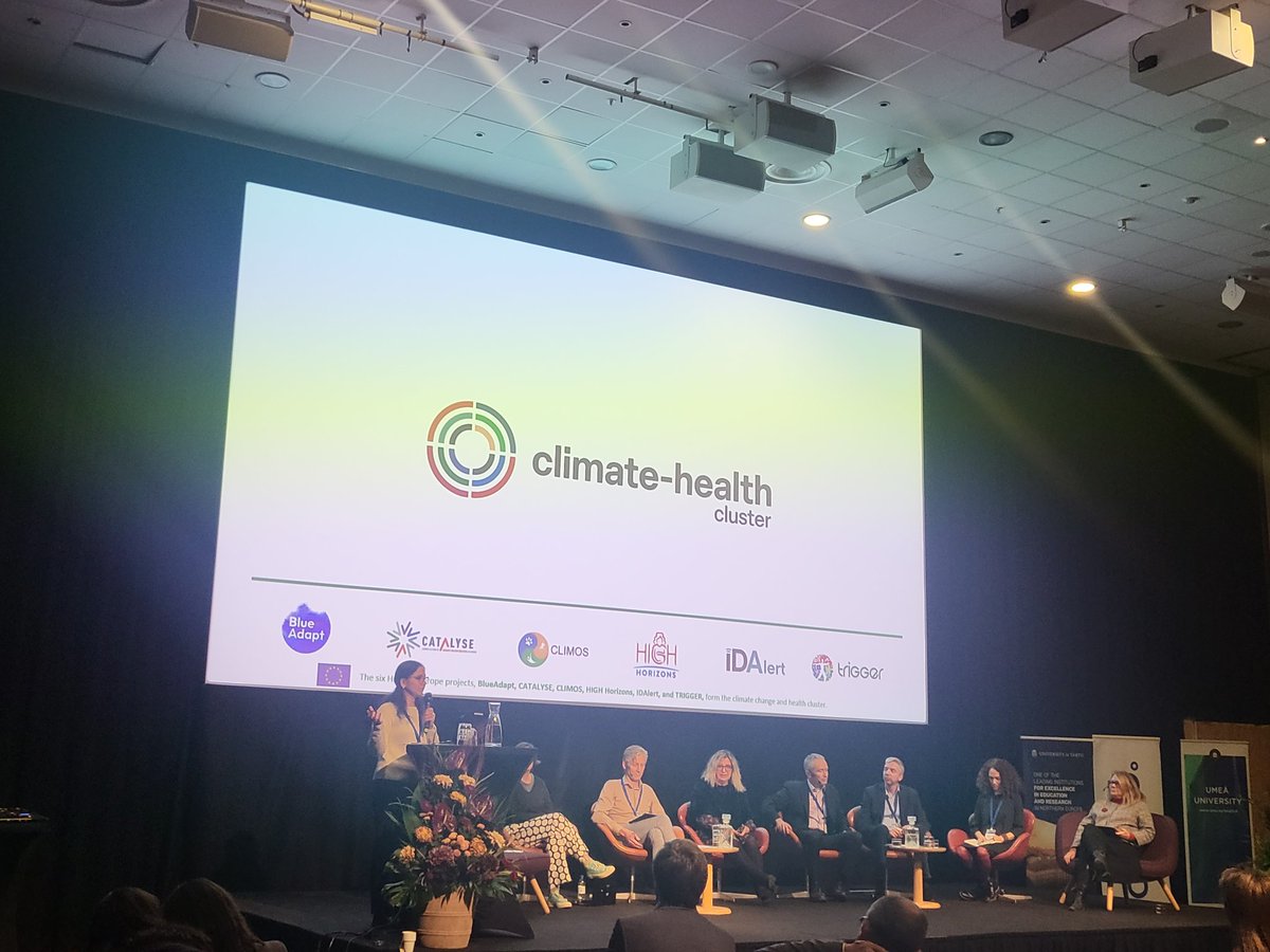 Finally the the Climate & Health cluster section is rolling at #ENBEL2023 Wonderful opening by @Rpkdnt exciting to hear more insight of cluster projects @ClimateHealthEU