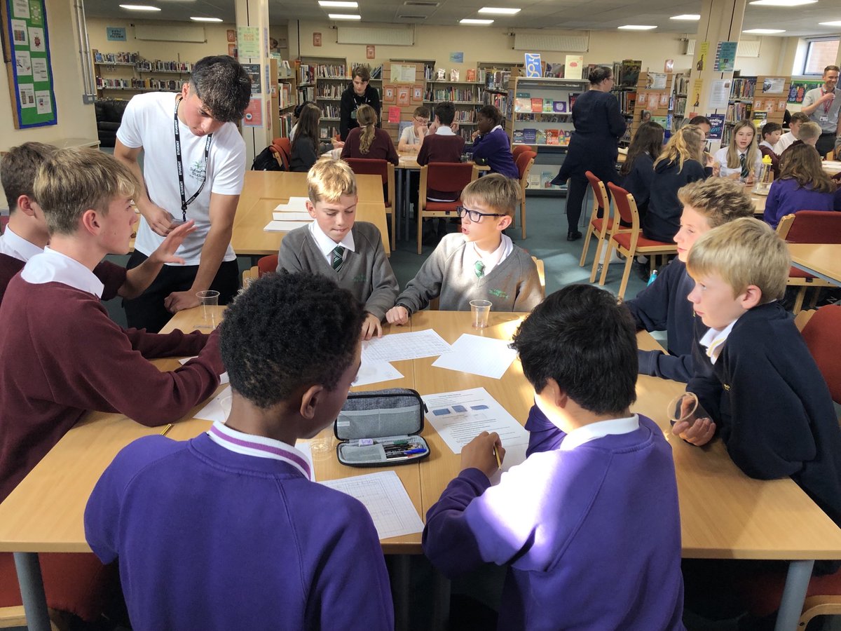 Cedars_Upper's tweet photo. Lots of collaboration and discussion happening in our masterclass with students from @linsladeschool, @Brooklands_Sch, @GIASchool  and @LPSchool. Big thank you to the students and staff that attended @LoveLeightonB @ChilternLT @mjpGibbs @AJRAllModCons https://t.co/uqIhPKXP4o