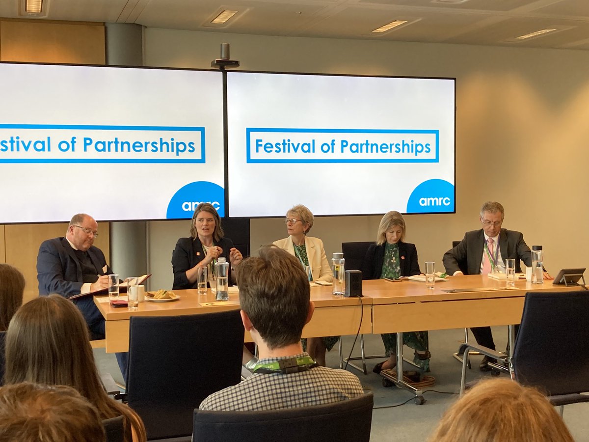 Rick Thompson tweet media