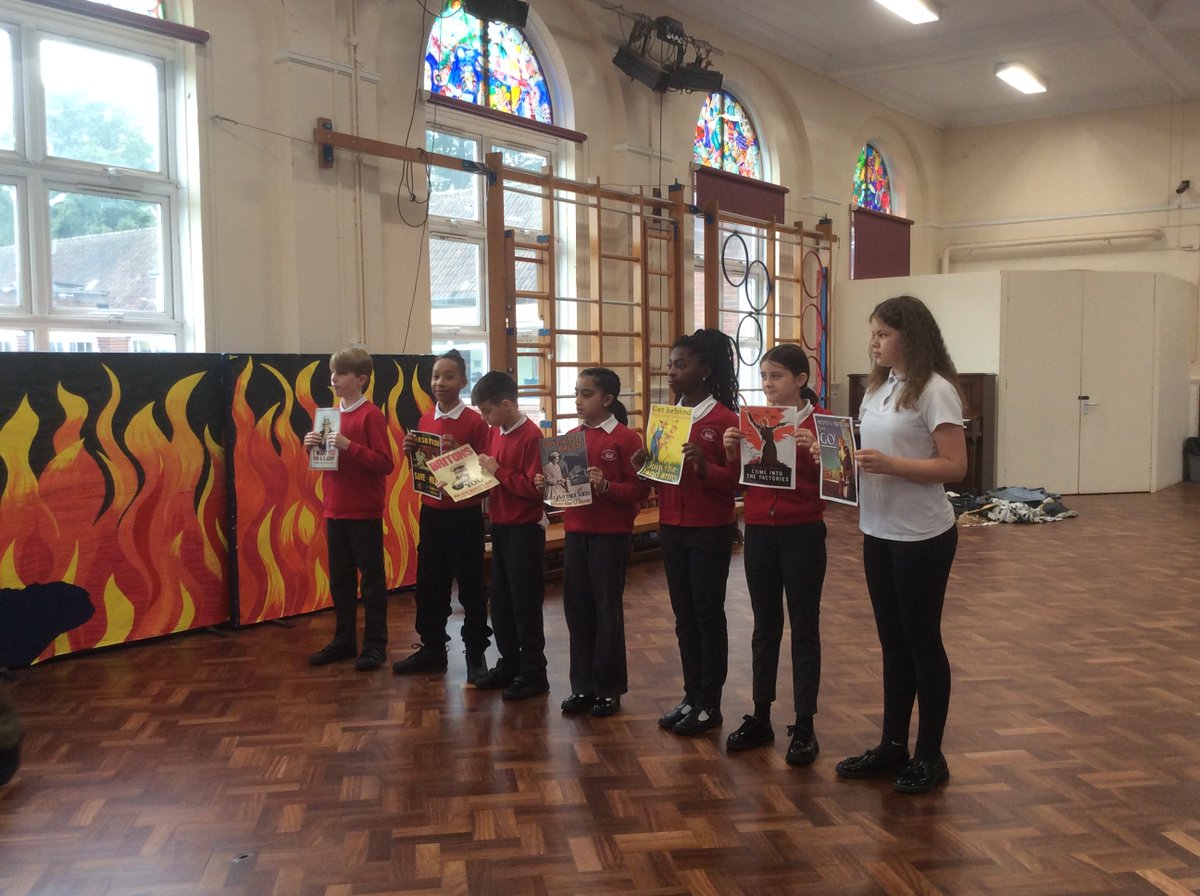 Mrs_Monk13's tweet photo. 6M enjoyed our World War 2 workshop this morning! @UplandsManor https://t.co/5xGfyDkdtq