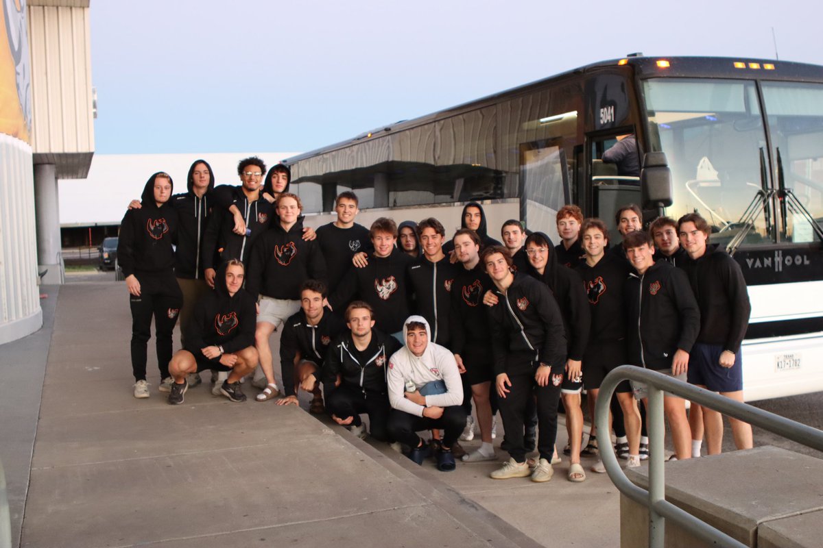 El_Paso_Rhinos's tweet photo. Off to Oklahoma 🚍🛣️ https://t.co/5TcDbs2UBG