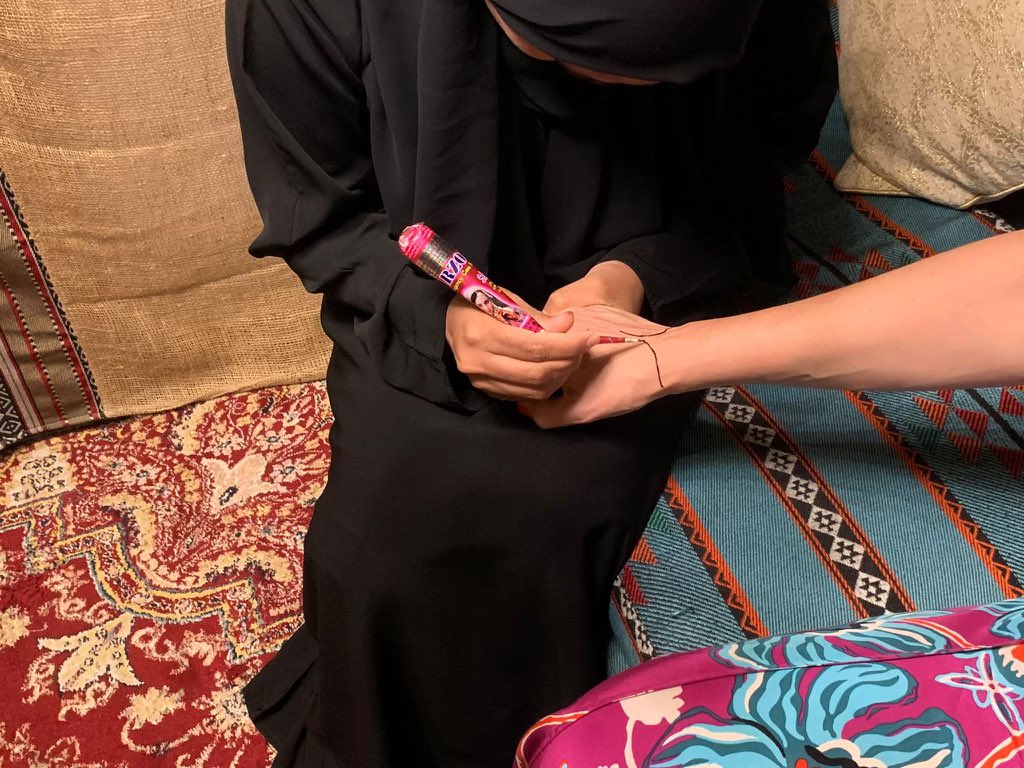 eva_habermann's tweet photo. 4. Drehtag für NTV in der Wüste Masfout ☀️
#desert #goodday #tv
#travel #blogger #reisedoku #ntv #actress #evahabermann #emirates #adjman #Adschman #عجمان #dubai #دبي #picoftheday #photooftheday #masfout #oasis #dasistmeinadjman https://t.co/nDkdpKy3Ma