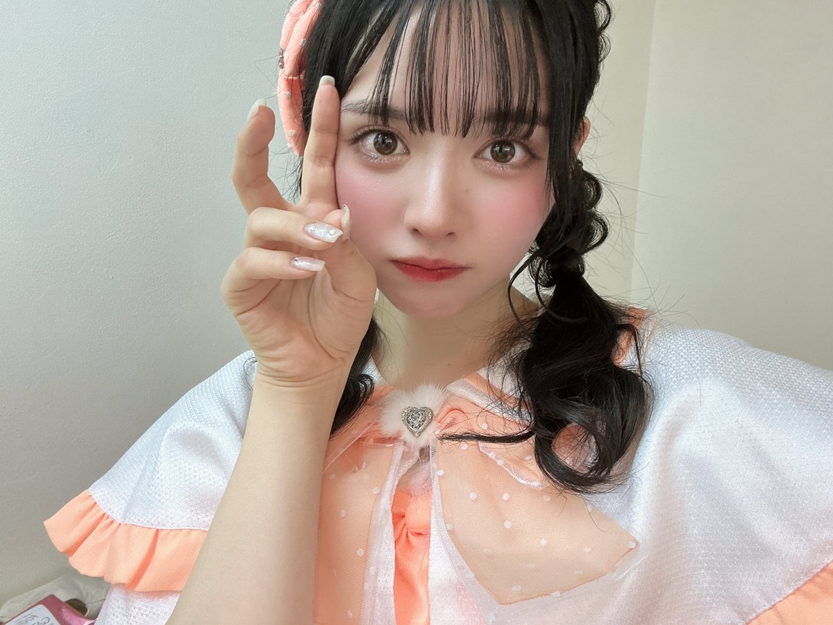 鎮西寿々歌(FRUITS ZIPPER) on X