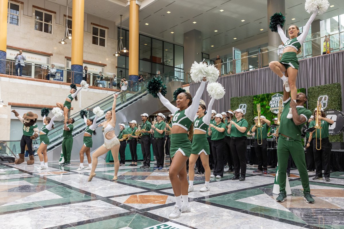 rchoneyman's tweet photo. @unccharlotte #NinerNationWeek is going strong with more to come! https://t.co/2efziqtyiE