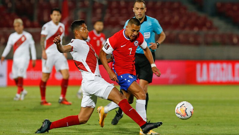 supergeekcl's tweet photo. Aquí tienen un nuevo espacio para hacer la previa de Chile vs. Perú ⚽️🇨🇱 #Clasificatorias2026 #SomosLaRoja https://t.co/AFD4ERQFHh https://t.co/RxbZAxyMiy