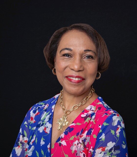 StMichaelElmwd's tweet photo. Visiting preacher at our 9.30 &amp; 11.00 services this Sunday @StMichaelElmwd is @Ruthann_Cann, Founder of Arise Ministry and an Ordained ECI Minister of Elim Pentecostal and Foursquare Gospel Churches. We look forward to welcoming her to our Church and hearing her speak God's word. https://t.co/NDXhlcGdOB
