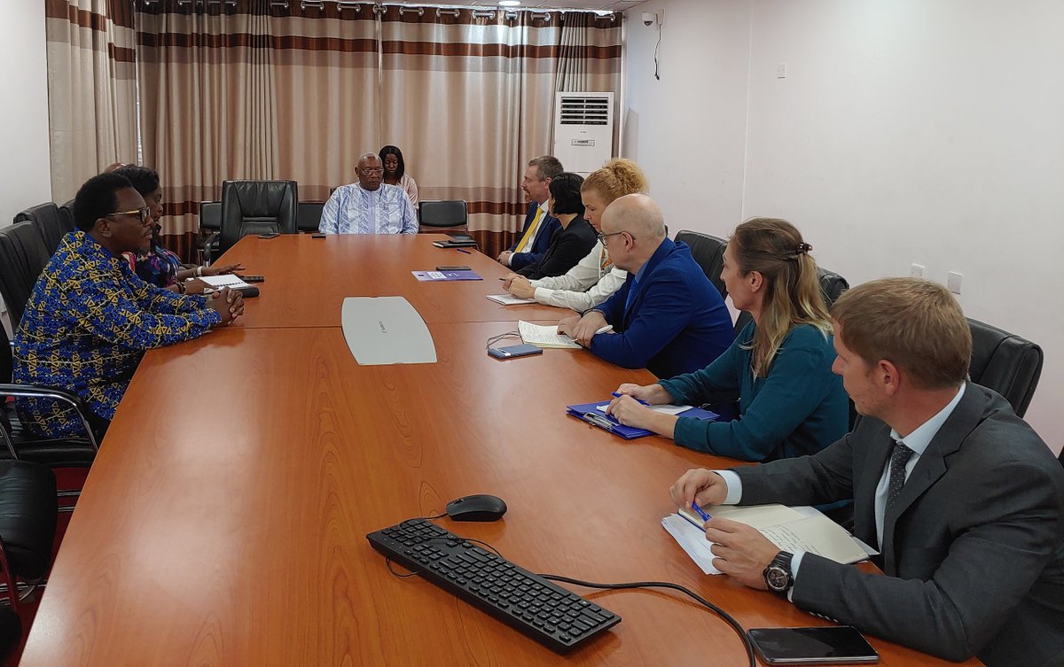 Chief Observer @EvinIncir met Speaker of the Parliament, Hon. Abass Chernor Bundu to present EU EOM Final report, including 21 recommendations. Implementation of 16 recommendations would require legal changes.