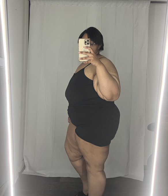 Good morning, y&rsquo;all. 🖤 How&rsquo;s your day going so far? https://t.co/c4mtRGTUYm<a href="/tag/newprofilepic"class="tags"><span>#newprofilepic</span></a>