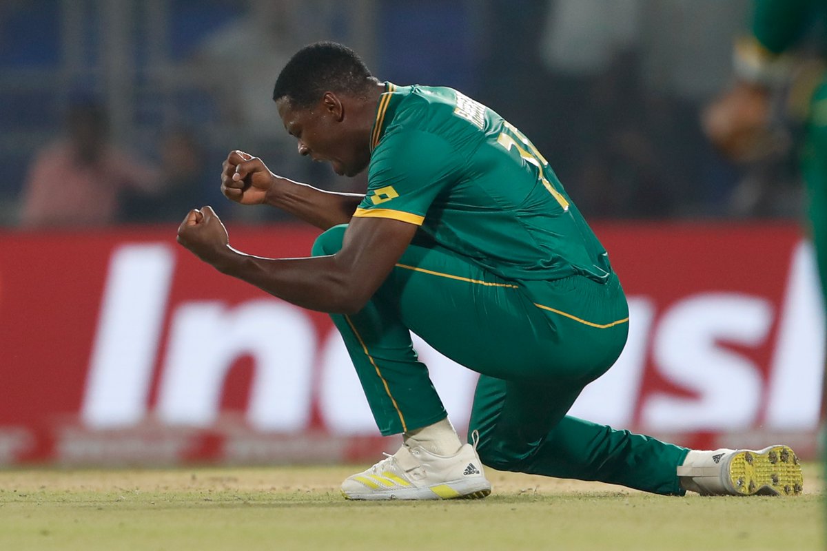 RABADA!

The Proteas quick goes bang bang, and Australia is now in deep trouble.

LIVE 👉 bit.ly/45uGl03

#CWC23