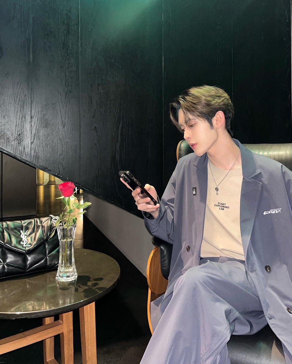 Jamessu_w's tweet photo. 🌹 #JamesSu https://t.co/hdHIn8QfVy