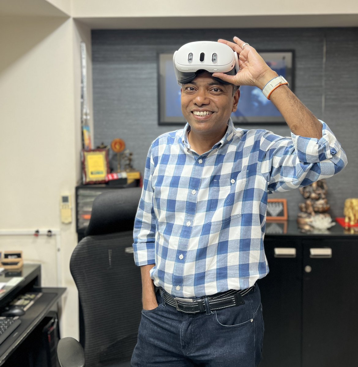 #MetaQuest3 is damn worth…!

<a href="/MetaQuestVR/">Meta Quest</a> <a href="/RealityLabs/">Reality Labs at Meta</a> <a href="/Qubit_India/">Qubit-India</a> <a href="/indiadigitalart/">DIGITAL ART INDIA</a> <a href="/DigitalArtVRe/">Digital Art VRe</a>