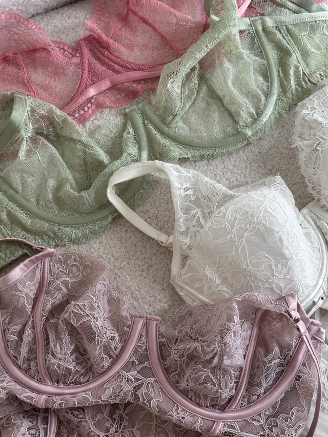 Lace love.🌷 > bit.ly/3QeWbHJ