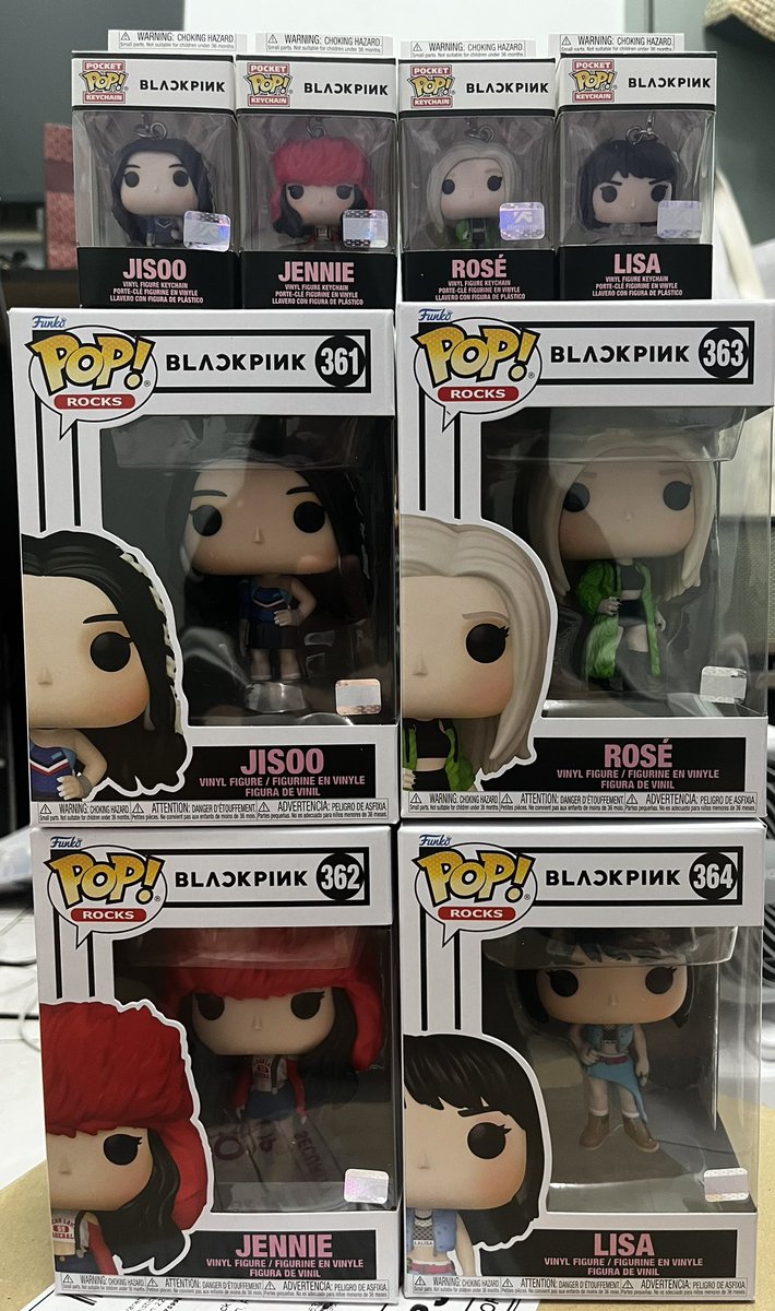 rabbitjisoo95's tweet photo. Finally I get Funko pop x @BLACKPINK ! #jisoo #jennie #rosé #lisa #blackpink #funkoPop https://t.co/bDb0ygGfkw