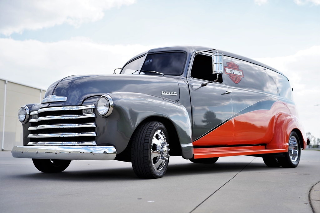 streetsidecars's tweet photo. Any Harley fans out there? 😎

#Chevy #Chevrolet #ChevyNation #ChevroletPerformance #HarleyDavidson #V8 #StreetsideClassics #ClassicCars #ClassicTrucks #Custom https://t.co/fbKIC6tcR0