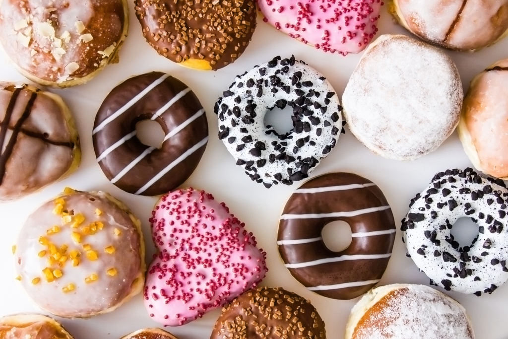 MyStart_com's tweet image. Get ready to take your taste buds on a wild ride! 😋 We&apos;re dishing out the ultimate unconventional donut toppings that&apos;ll have you craving more. 🤤 Which one is your go-to? Let us know in the comments below! 👇 #ExploreTheWeb
🍩 l8r.it/zwVz