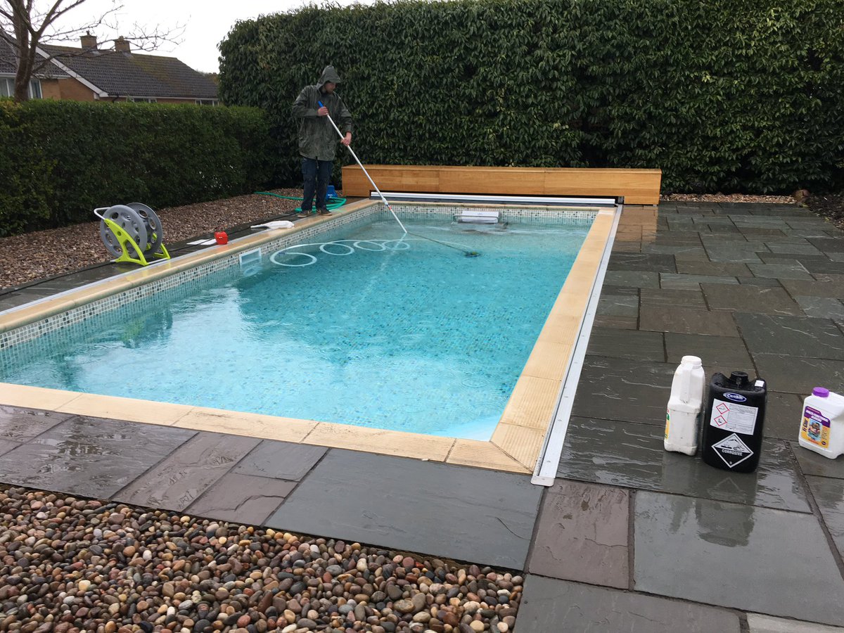 Azure_Pools's tweet image. The Azure Pool Team are busy closing pools for the winter. If you’d like us to professionally close your pool for you let us know! 
01525 854000
enquiries@azurepools.co.uk 
Check out our Google Reviews here: reviewthis.biz/Azure 
#poolteam #poolclose #endofseason #poolmanlife