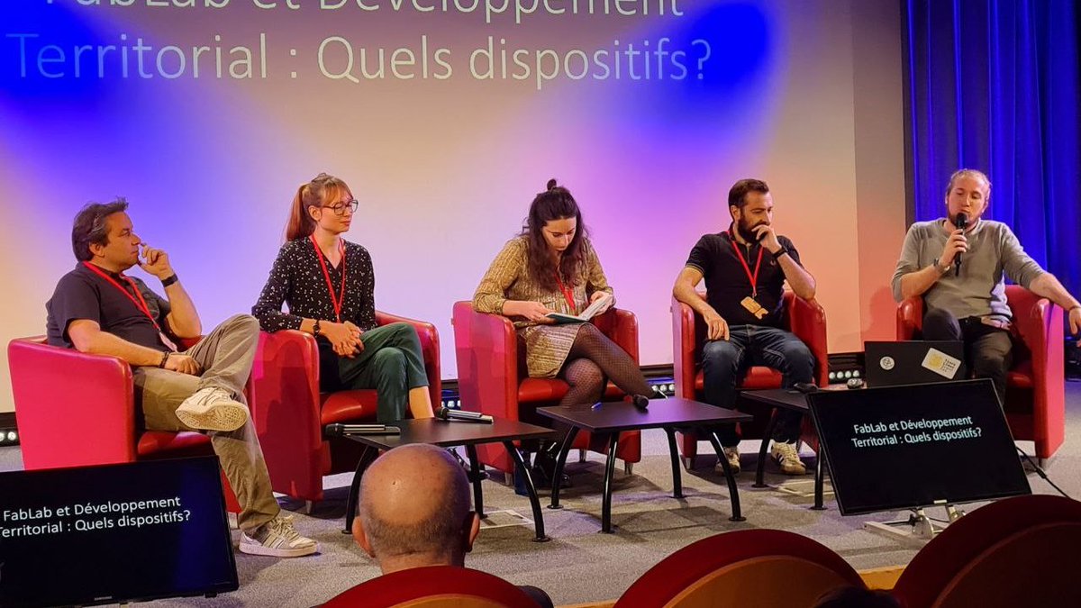 Les #fablabs sont des partenaires essentiels de France Tiers-Lieux, c’est grâce à leur mobilisation durant la crise #Covid que nous avons pu construire le programme Manufactures de Proximité avec aujourd'hui 100 lieux labellisés et le programme se poursuit ! 🎉👏 #Octobermake