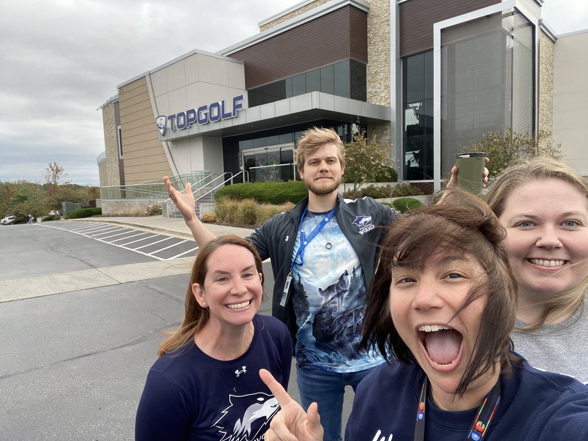 mrs_oglesby's tweet image. #WolvesShine @lwarren30  Top Golf babeh!!!