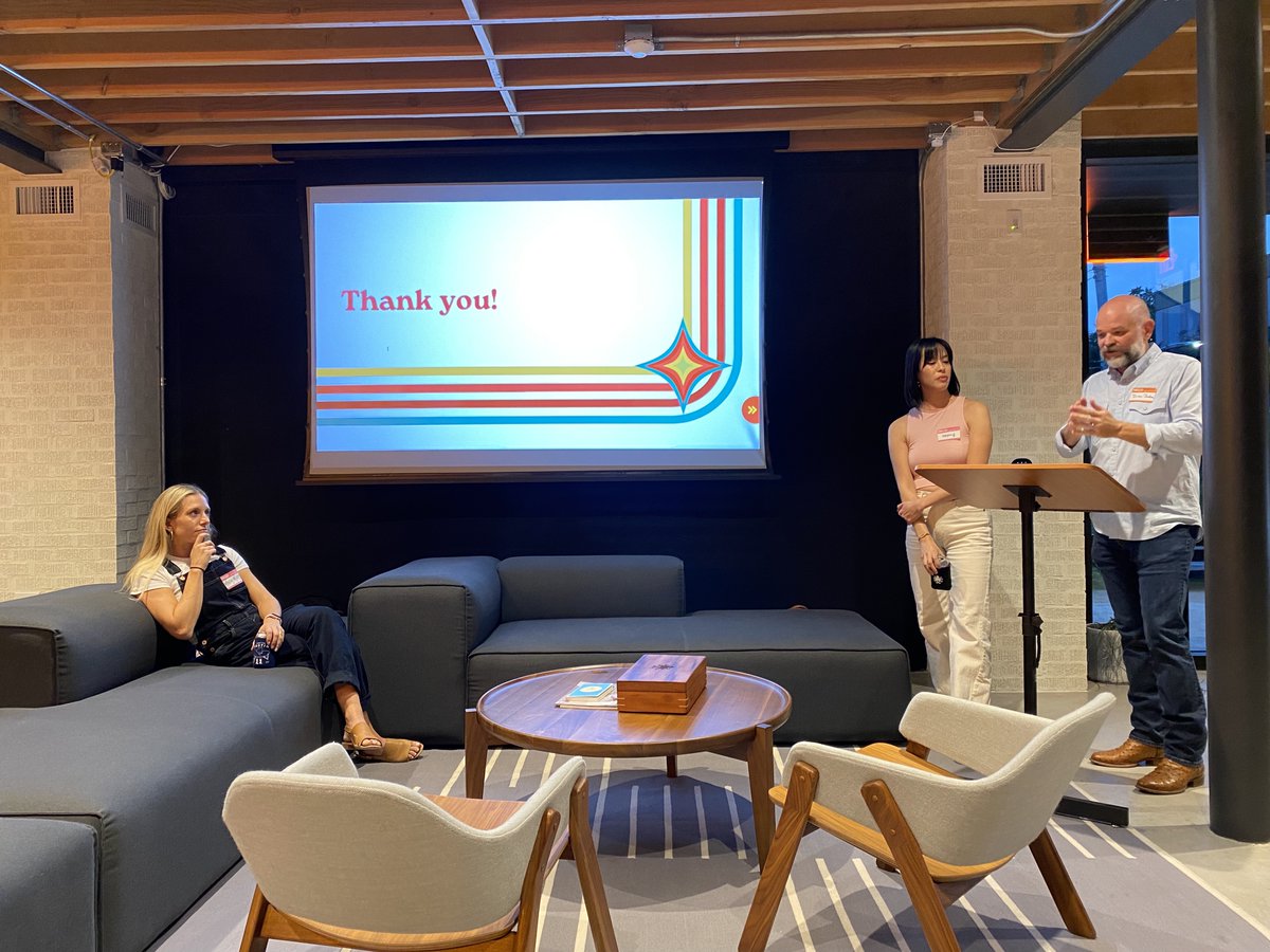 Great #RuNTaustin event last night. Interesting talks and I got to reconnect with so many great people. Thanks for making it happen <a href="/MathysPotestio/">The Creative Party</a> and thanks to <a href="/argodesign/">argodesign</a> for hosting in their beautiful office.