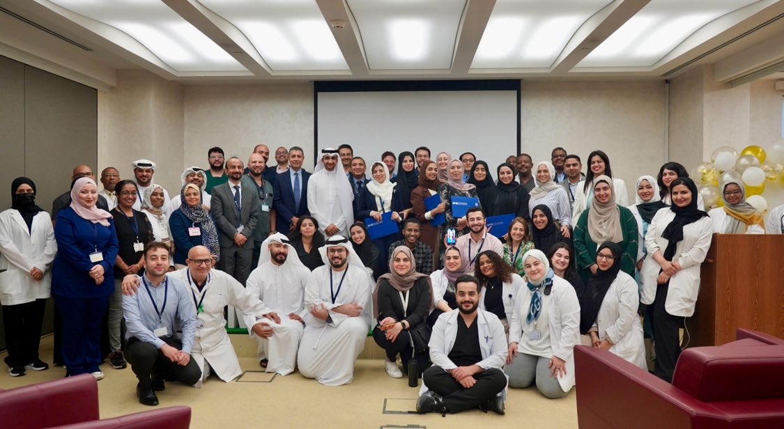 Albanna_MD's tweet photo. 🎓 **A Landmark Day at Al Amal Hospital!** 🎓

Thrilled to celebrate the inaugural Al Amal’s  Psychiatry Residents batch for completing their clinical training  ! @EHSUAE 

We are proud of you  and have no doubt that you will all have a bright future ahead ! 🌟👩‍⚕️👨‍⚕️🌟 https://t.co/sPCUFX7CBC
