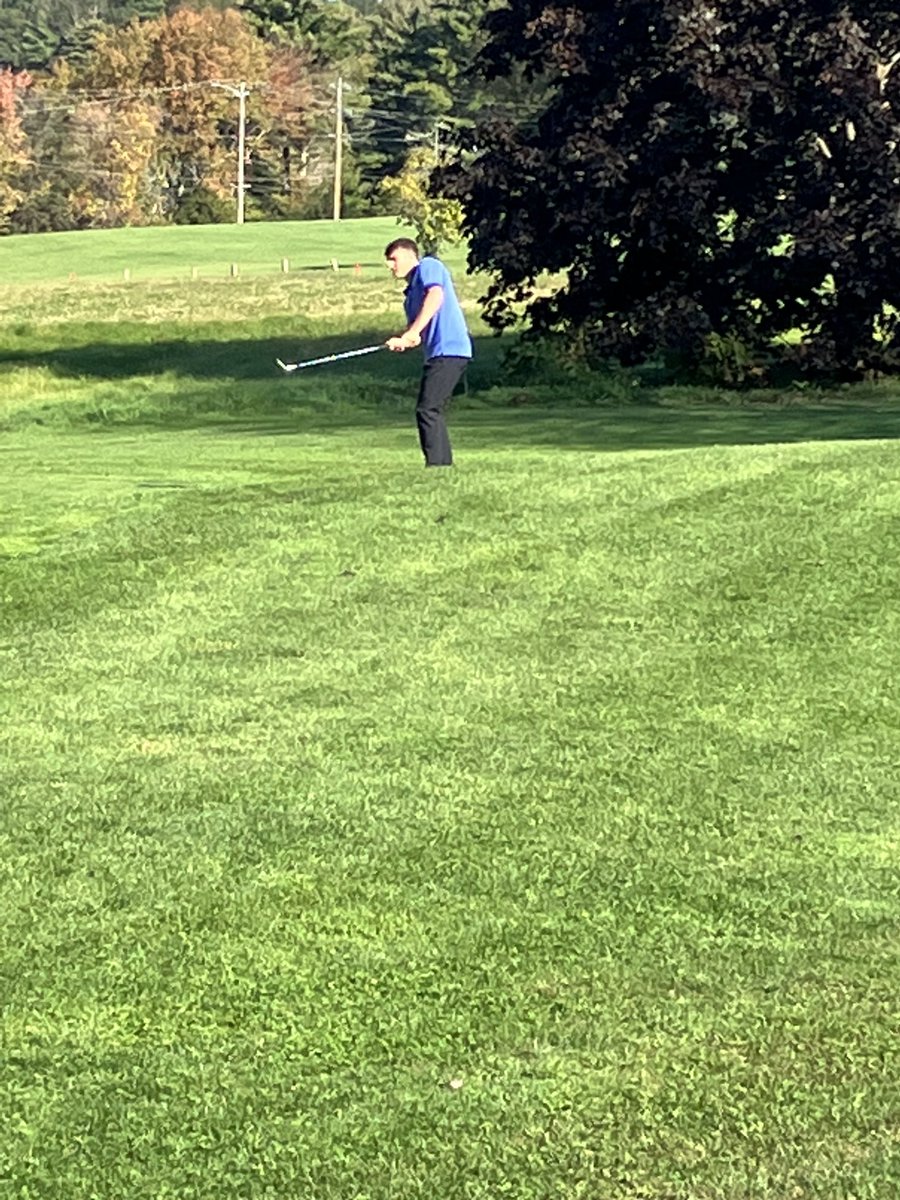 phspythons's tweet photo. PHS Senior Golfer Nick Carbone gets ready to chip for birdie at the D3 Championships.#gopythons https://t.co/Opy3BkLzNu