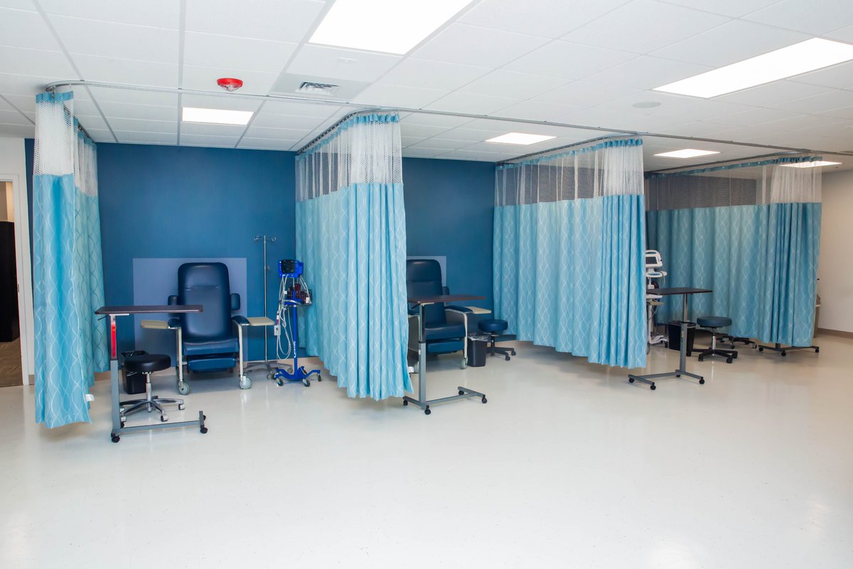 nspaincare's tweet photo. We moved into our new Beverly location at 77 Herrick St, Suite 201. Our new location offers our patients 2 in-office procedure suites, in addition to 6 exam rooms, and clinical exam space for our physicians and advanced practice providers. #NorthShorePainManagement #NSPM #Beverly https://t.co/zo5loaU4Lk
