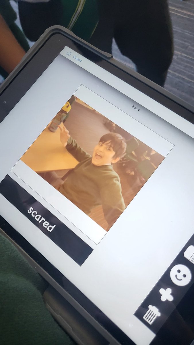 HolyCrossPri's tweet photo. P7b showing a range of emotions using @sketchbookapp to edit our selfies and then used Bitboard to present them to the class!π #digitallearners #sketchbook #successfullearners #holycrosspri https://t.co/mIsDHqNHxA