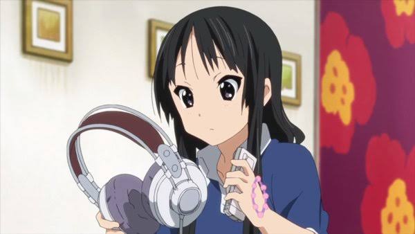 shiofuki1214's tweet photo. AKG K701
デザイン今見ても秀逸だと追うな
#AKG
#K701
#澪フォン
#けいおん
#アニメ
# https://t.co/Ld7D2p3jYM