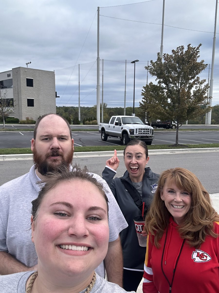 eaneubs's tweet image. Top Golf! #wolvesSHINE @lwarren30
