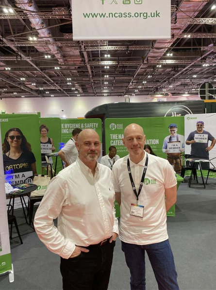 WeAreUMiNetwork's tweet photo. Yesterday, we visited our partners @NCASS_UK at the @Streetexpo to network & meet people who are thinking of starting up or looking to grow!
🙌 Thank you Streetexpo & Nationwide Caterers Association, for a memorable day!
#weareuminetwork #streetexpo https://t.co/vtpj1sQwIo