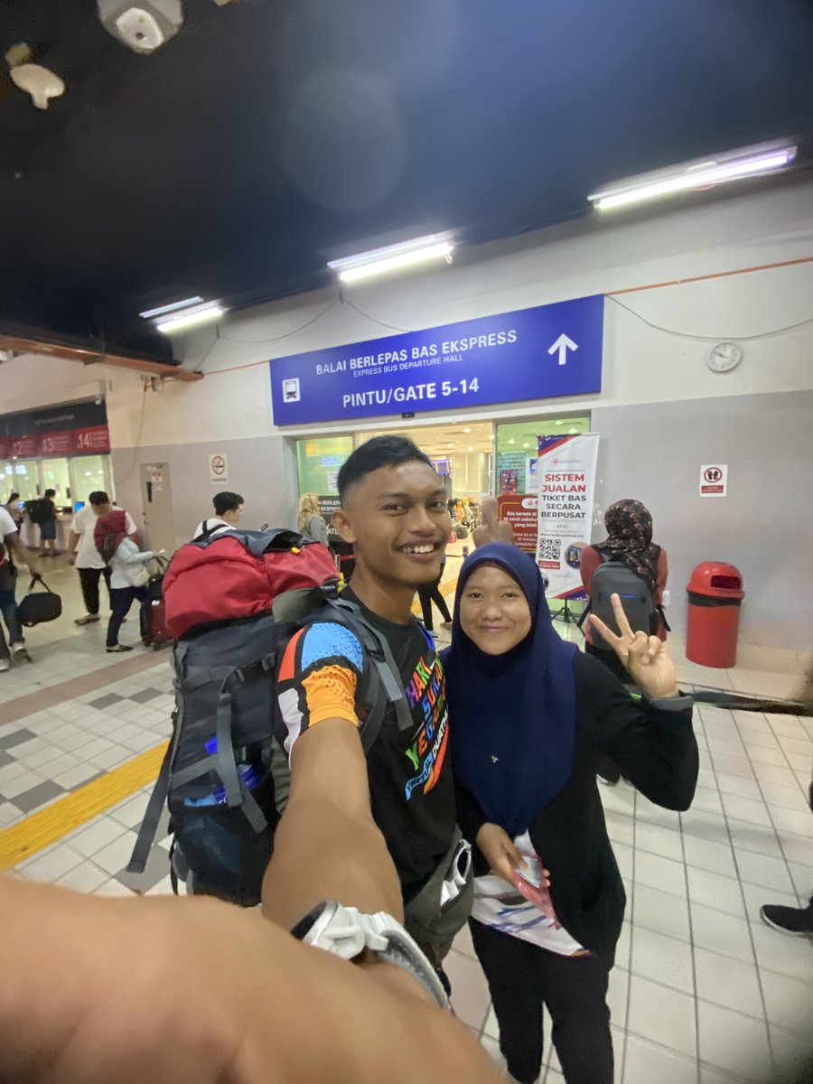 nrlzira_'s tweet photo. Sesiapa yang join event TMB100 tu , nanti tolong kawan dengan member saya ni , kesian dia tak de geng π₯²
Good Luck semua yang join !
#tmb100 https://t.co/tKwS6TRkj5