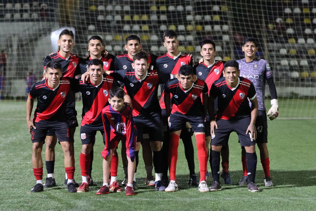 +3 para seguir en la lucha👊🏼
Vamxxxxx Imperix🔵🔴🛡⚔️
<a href="/ligadetuiteros/">Más Liga</a>