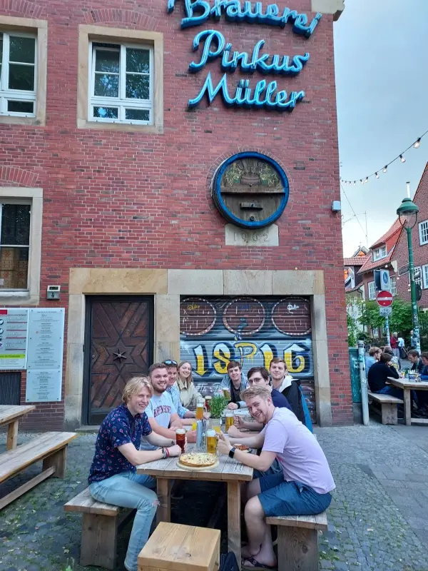 StudyAbroad101's tweet photo. Are you an amateur German speaker looking to improve your German skills?
Want to experience Germany's famous "bicycle capital"?
Look no further than @HSC1776 's Muenster Summer Program!

More info here: https://t.co/7IKqTbjIJC

#abroad101 #studyabroad #travel #studentlife https://t.co/3sjZSuiqv6