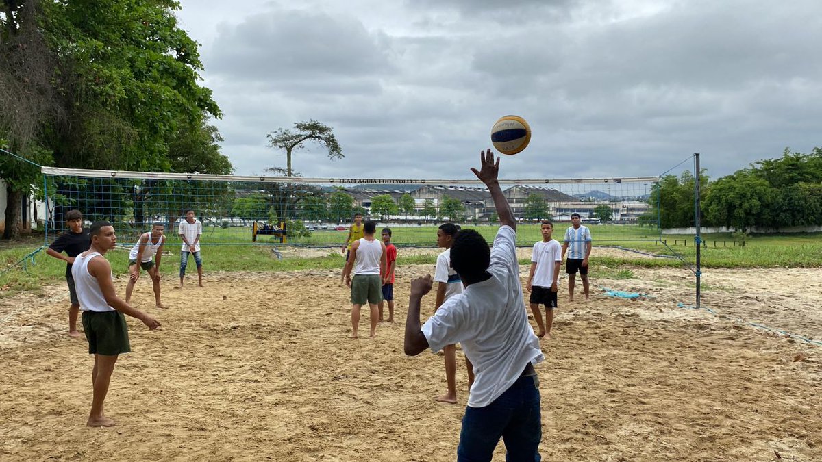 cmlexercito's tweet photo. 🔰 8º Grupo de Artilharia de Campanha Paraquedista (8°GAC) oferece apoio ao Programa Forças no Esporte (PROFESP) ➡️ Veja a matéria https://t.co/Lp7s9wiF7S #cmlexercito #exercitobrasileiro #profesp https://t.co/HJPwGL79bJ