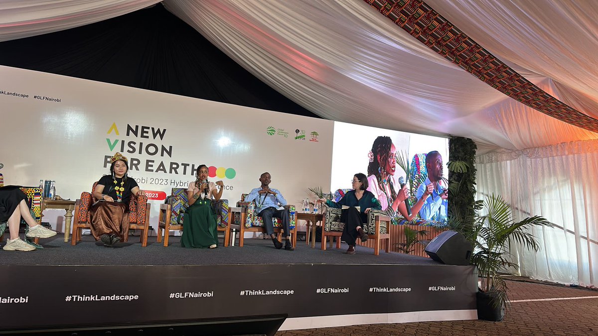 GLFx Chapters🌍🌎🌏 (@glfchapters) on Twitter photo This #GLFNairobi session highlighted the local initiatives of the <a href="/GLFChapters/">GLFx Chapters🌍🌎🌏</a> and Restoration Stewards, who also shared their hopes the future given their current impacts and the potential for change. #ThinkLandscape <a href="/GlobalLF/">Global Landscapes Forum (GLF)</a> <a href="/YIL_Initiative/">Youth In Landscapes Initiative (YIL)</a> <a href="/CIFOR_ICRAF/">CIFOR-ICRAF</a> This #GLFNairobi session highlighted the local initiatives of the <a href="/GLFChapters/">GLFx Chapters🌍🌎🌏</a> and Restoration Stewards, who also shared their hopes the future given their current impacts and the potential for change. #ThinkLandscape <a href="/GlobalLF/">Global Landscapes Forum (GLF)</a> <a href="/YIL_Initiative/">Youth In Landscapes Initiative (YIL)</a> <a href="/CIFOR_ICRAF/">CIFOR-ICRAF</a>