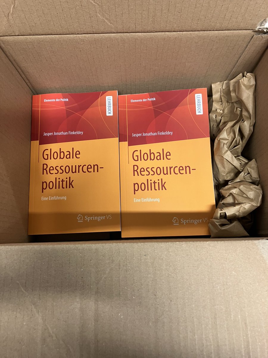 FinkeldeyJasper's tweet photo. Today is unboxing day 💫 https://t.co/LiuTmBZNQf