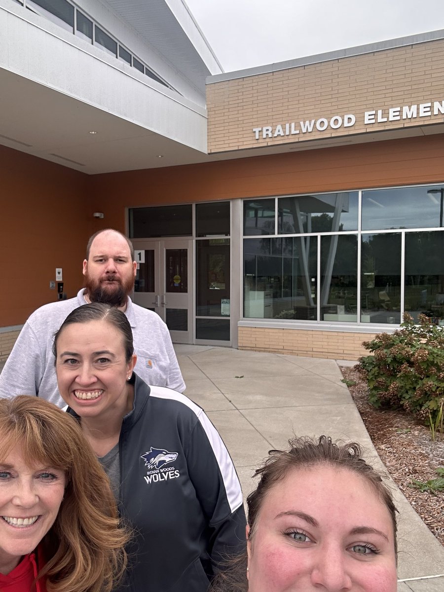 eaneubs's tweet image. Trailwood #wolvesSHINE @lwarren30