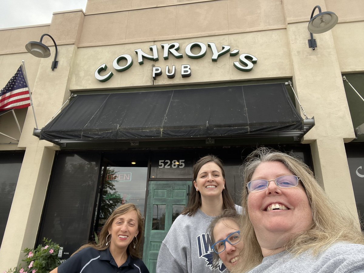 scrutonsci7's tweet image. Favorite restaurant #wolvesshine @lwarren30