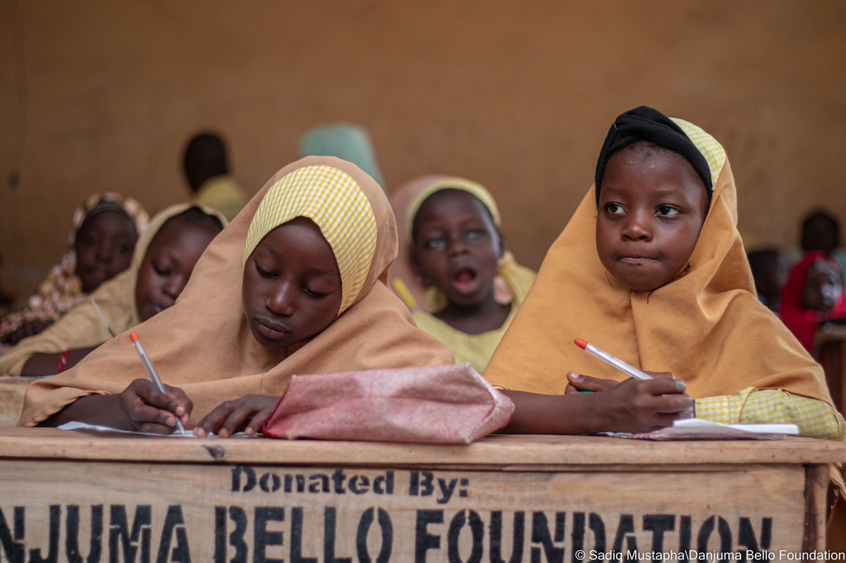 musadeeeq's tweet photo. I'm delighted that my documentary on the bad state of public schools in the Lapai local government is yielding positive results. This is what drives us to do more. For many of the pupils in Estu Bawa Primary School Lapai, it is their first time experiencing classes while sitting https://t.co/4zk1QUCeCR