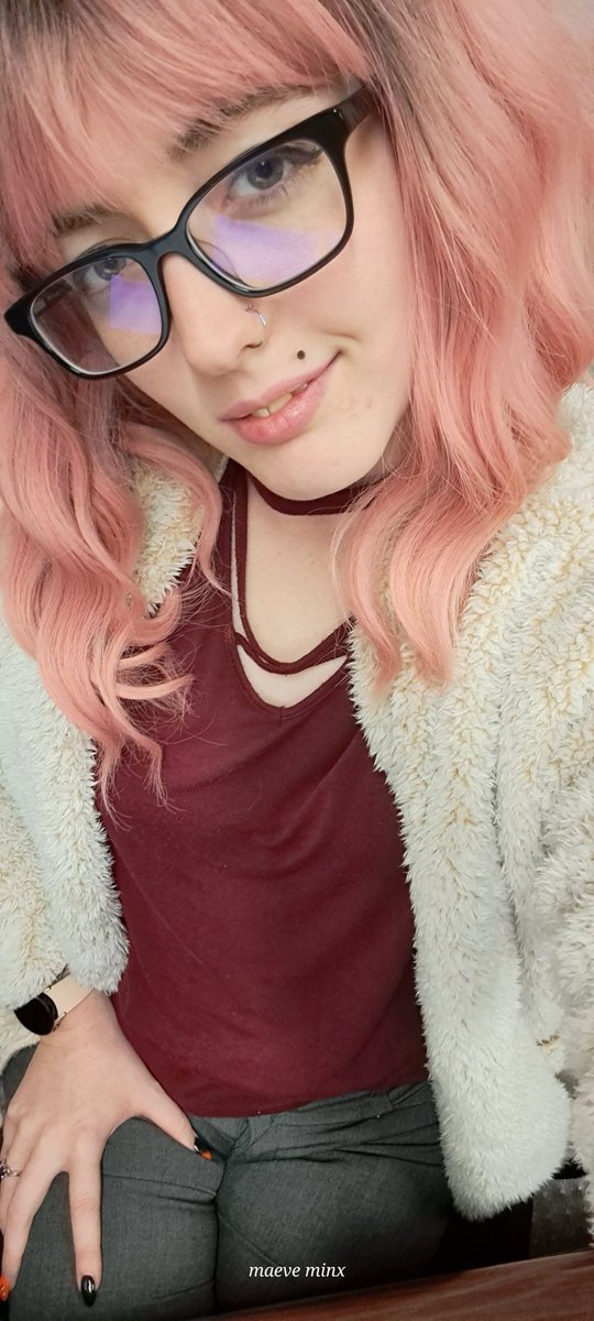 maeve_minx2116's tweet photo. Just the girl of your dreams ✨️ 💕
#FYP #onlyfansgirl #fansly #manyvids #pantydeal #sellingcontent #subfree #freakygirlfall #onlyFans #nsfwtw #nsfwcontent #nsfwacc #adult #entertainment #kinkfriendly #rateme https://t.co/1hHCW8Diio