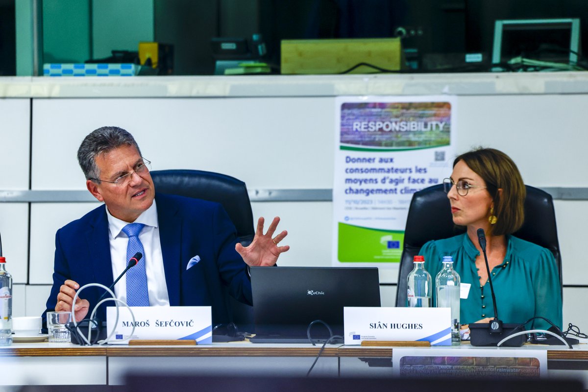 CSOGroupEESC's tweet photo. PR📰EU Green Deal: Maroš Šefčovič's first green dialogue takes place at EESC
EVP @MarosSefcovic chose our conference 'Empowering consumers on climate change' for his first #greendialogue. The conference was attended by 140 people, including...
Read more👉https://t.co/Z4U5OvryDO https://t.co/pt7wcpsi6u