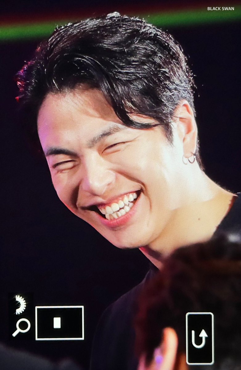 blackswan_0331's tweet photo. 231012 OSAKA 2부🧡4
😆😆😆😆
@tkwpcnfak 
#구준회 #준회 #JUNE #ジュネ
 #iKON #아이콘 https://t.co/vPeSZ9k49t