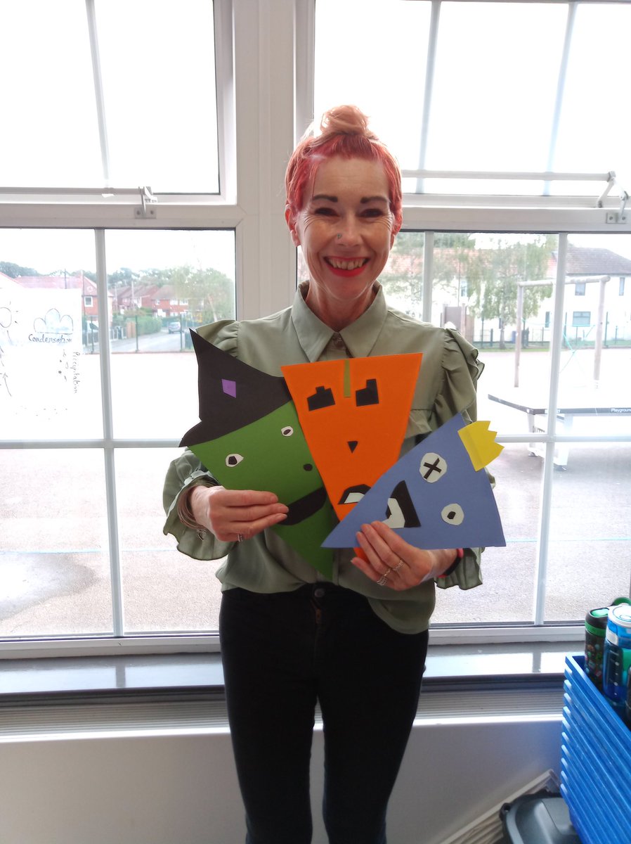Birch Class really enjoyed a visit from Kate today. As part of the session, the children created Hallowe'en bunting which will be displayed at the Linney Centre.