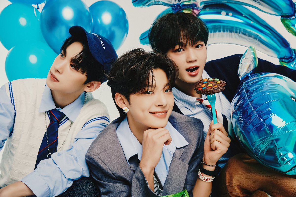 #YOUNIZ which subunit photocards are you the most excited for? 

(reply with the cupcake track sampler hashtag)

YOUNITE 5TH EP '빛 : BIT Part.2'
'Cupcake' TRACK SAMPLER
#빛_BIT_Part2 #Cupcake
#YOUNITE #유나이트
<a href="/YOUNITE_offcl/">YOUNITE</a> <a href="/YOUNITE_twt/">YOUNITE</a>