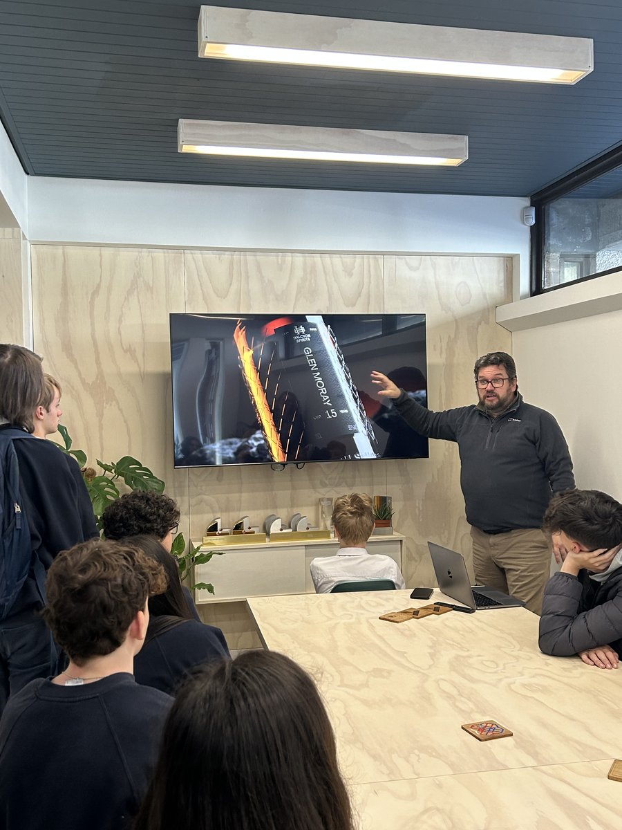 AboyneAcadBCSO's tweet photo. @fortytwo_studio welcomed our S3 graphic communications pupils today for an insight into their work and roles. Pupils worked on a logo design that represented them and their interests.  They will be starting a PBL that puts them in the role of a Graphic Designer. @Excelerate_TWF https://t.co/UyyQmeeMSC