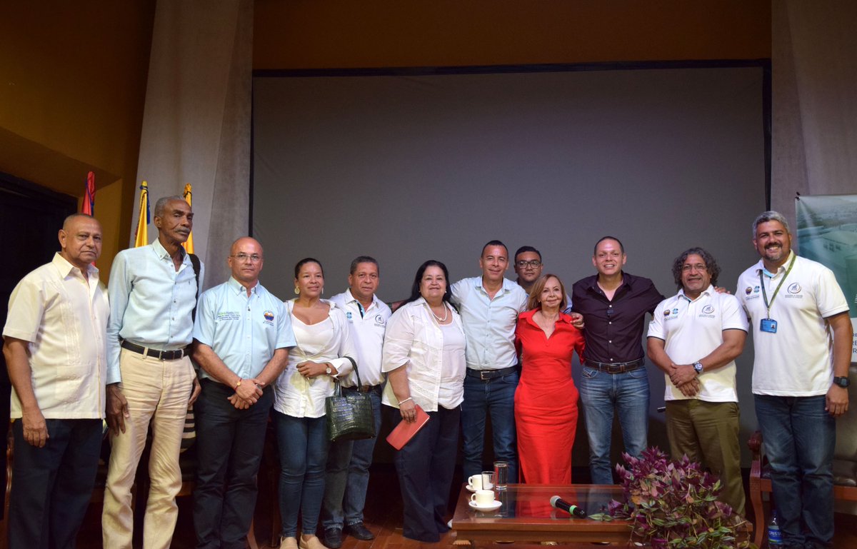 VEXUnimagdalena's tweet photo. Así vivimos nuestro diálogo ‘Perspectivas del ordenamiento territorial y situación de la educación en el Departamento del Magdalena’, con el apoyo del Observatorio de Desarrollo Territorial Sostenible y el Observatorio de Educación de @unimagdalena y la participación…Sigue⬇️ https://t.co/kfQytCBMdv
